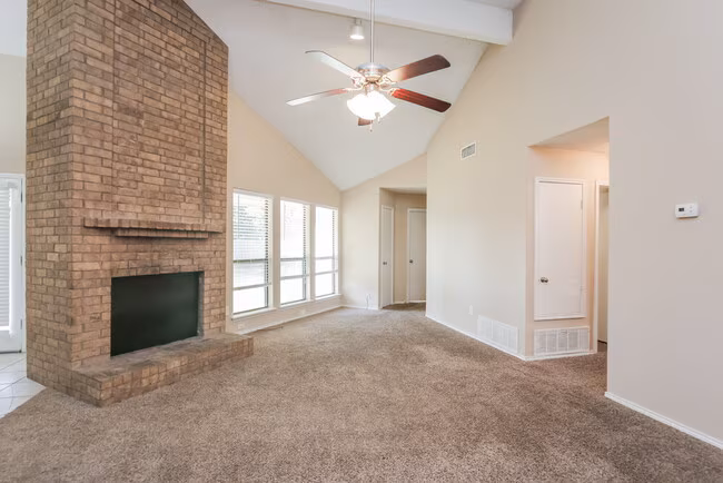 406 Kalmia Dr - SFHT photo 3