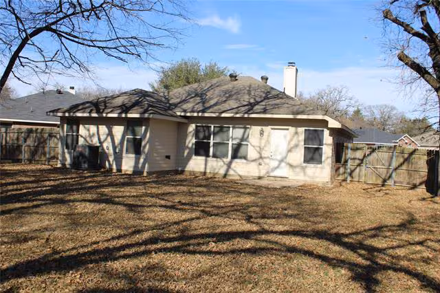 2136 Coelum Ct Dallas, TX 75253 photo 2