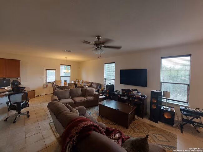 6426 Gerber Mdw San Antonio, TX 78244 photo 3