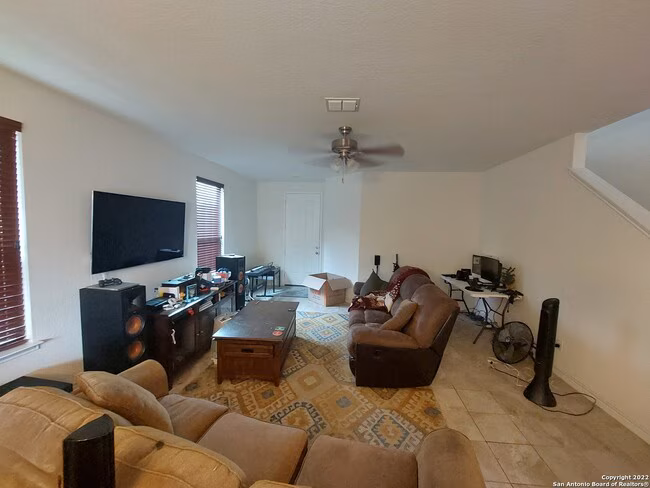 6426 Gerber Mdw San Antonio, TX 78244 photo 4