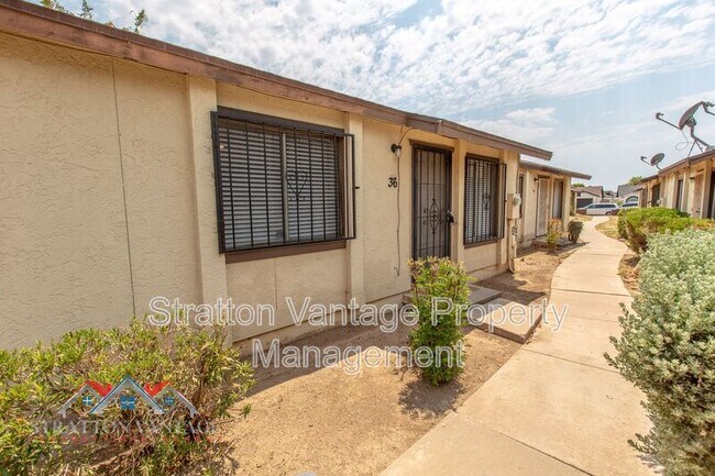 3120 N 67th Ln Phoenix, AZ 85033 photo 4