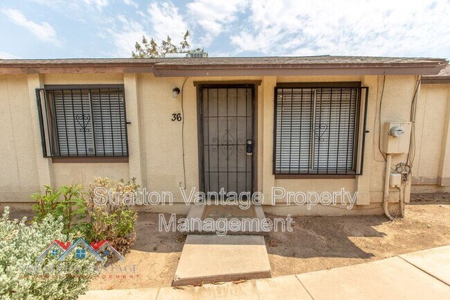 3120 N 67th Ln Phoenix, AZ 85033 photo 2