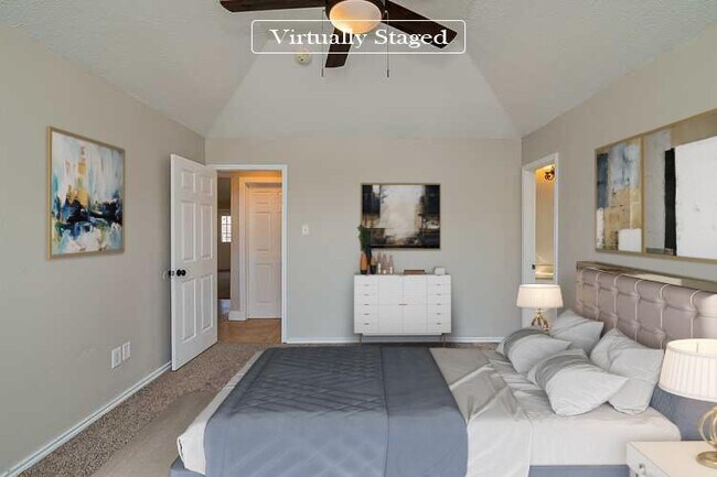 1529 Autumn Breeze Lane, Lewisville, TX 75077 photo 2