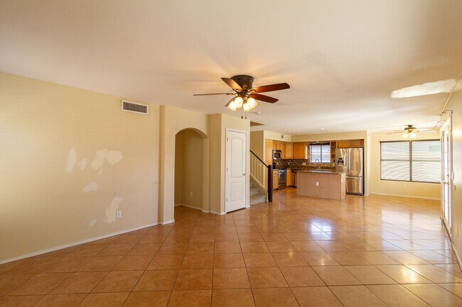 6423 W Escuda Rd Glendale, AZ 85308 photo 4