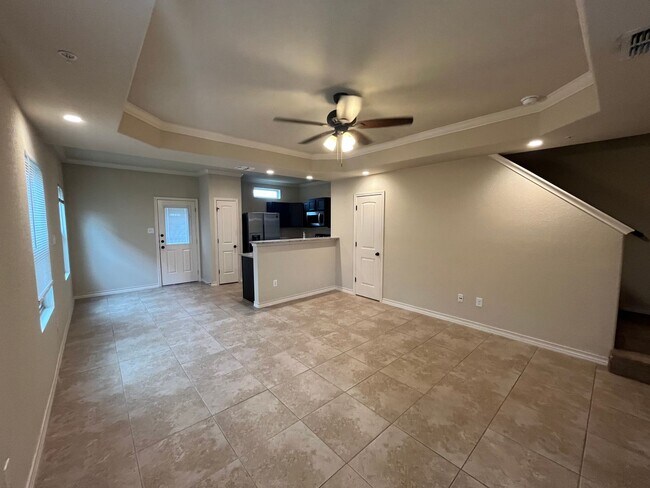 13907 ANNA'S Way San Antonio, TX 78233 photo 4