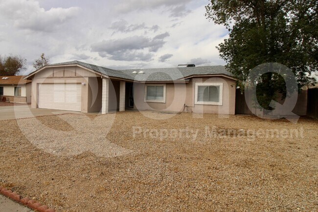 9514 W El Caminito Dr Peoria, AZ 85345 photo 2