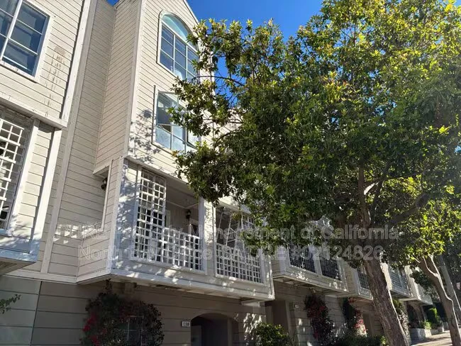 Cathedral Hill - 2 BR, 2 BA Condo 816 Sq. Ft. - 3D Virtual Tour photo 4