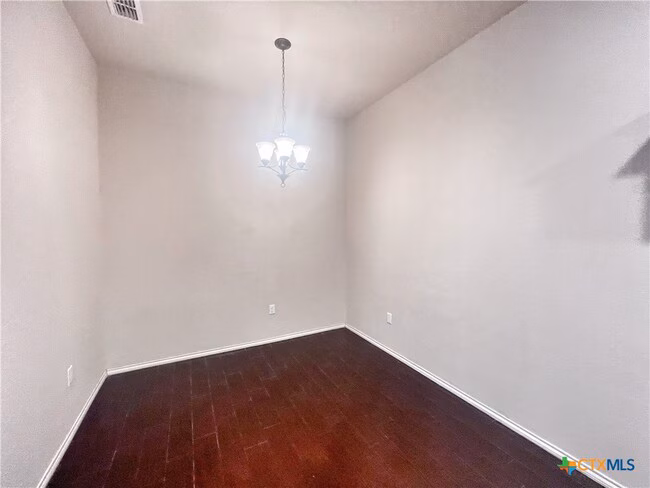 569 Creekside Cir New Braunfels, TX 78130 photo 4