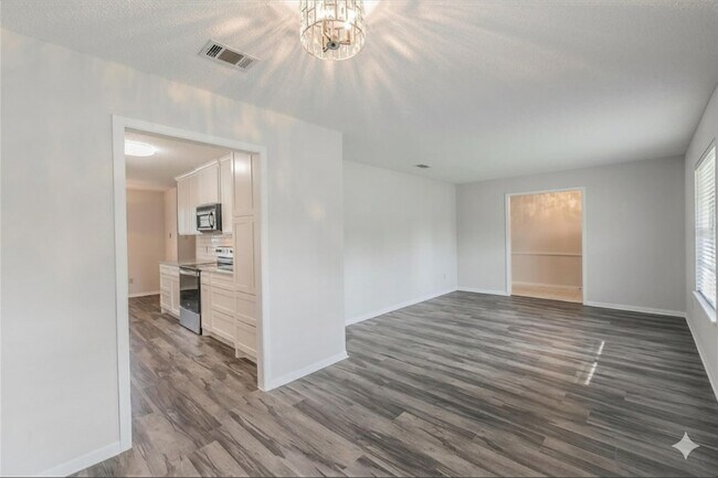 6248 Trail Lake Dr Fort Worth, TX 76133 photo 5