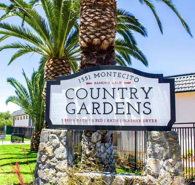 Country Gardens photo 2