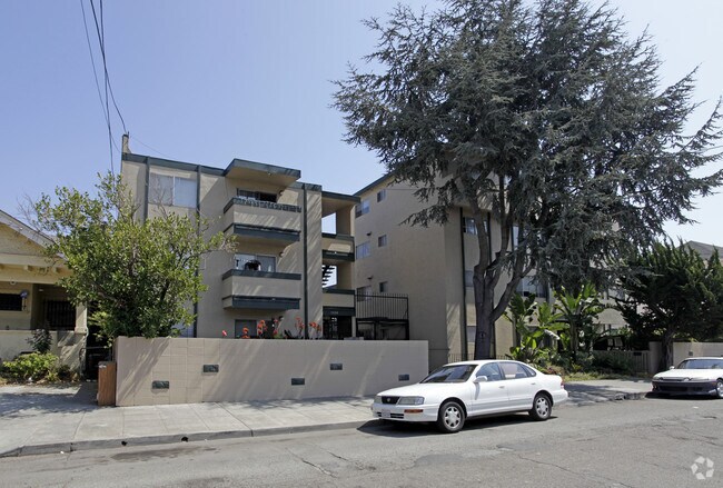 1530-36 6th Avenue (Athol LLC) photo 3