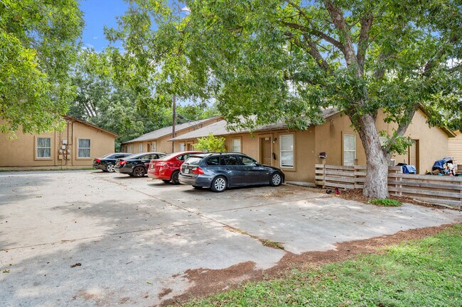 1444 River Rd San Marcos, TX 78666 photo 4