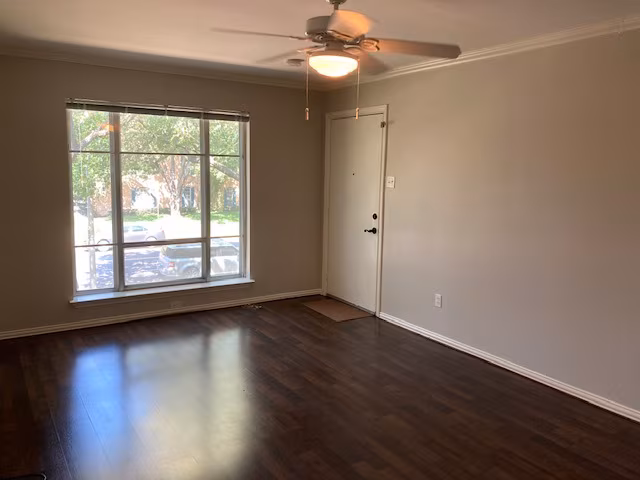 6010 E University Blvd Dallas, TX 75206 photo 3