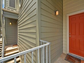 2529 Rio Grande St Austin, TX 78705 photo 3