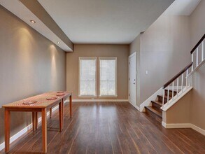 2529 Rio Grande St Austin, TX 78705 photo 5