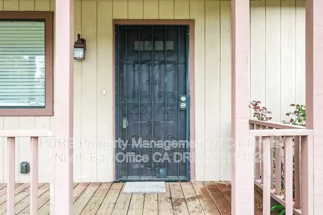 1426 Olive St Santa Rosa, CA 95407 photo 4