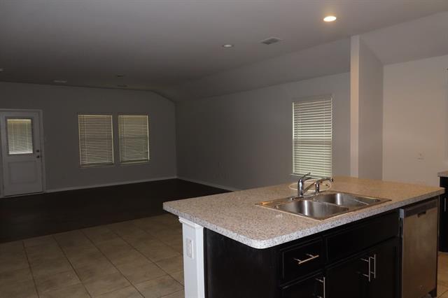 16409 White Fish Ln Justin, TX 76247 photo 4