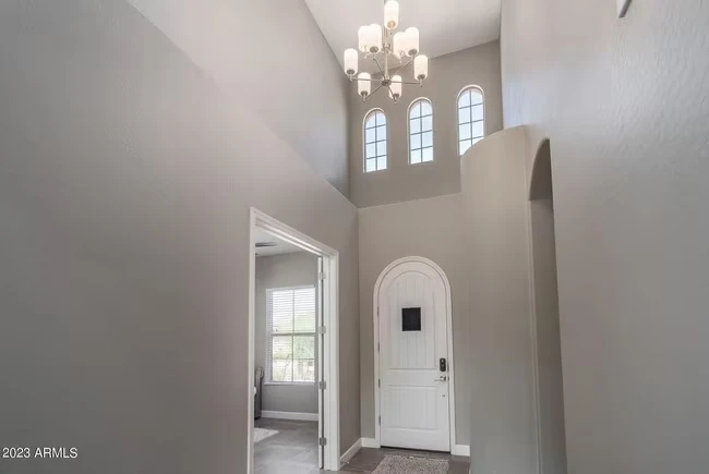 12329 S 179TH Avenue photo 3
