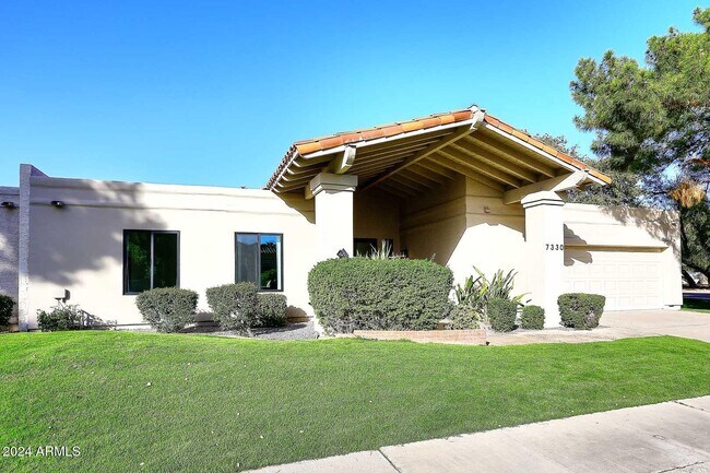7330 E LAS PALMARITAS Drive photo 3