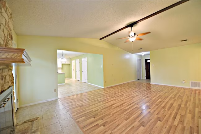 4604 Pelham Dr Austin, TX 78727 photo 5