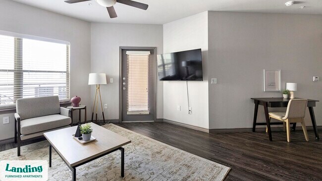 650 S Main St Fort Worth, TX 76104 photo 4