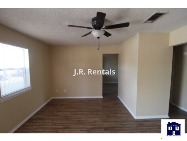 304 Erby Ave Copperas Cove, TX 76522 photo 3
