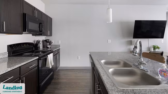 650 S Main St Fort Worth, TX 76104 photo 4