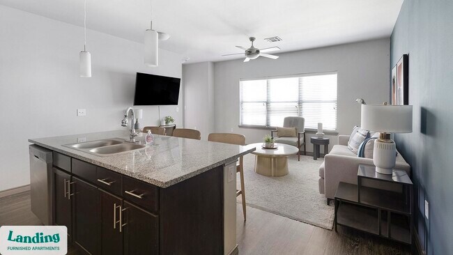 650 S Main St Fort Worth, TX 76104 photo 3