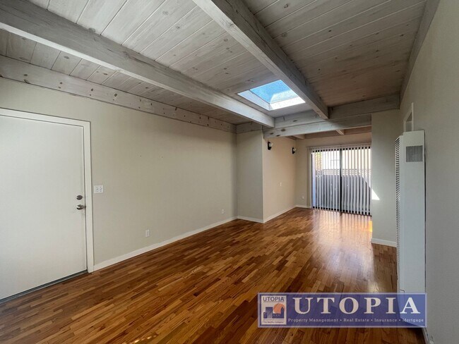 416 Ocean View Ave Santa Cruz, CA 95062 photo 4