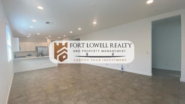 31861 North 125th Lane, Peoria, AZ 85383 photo 5