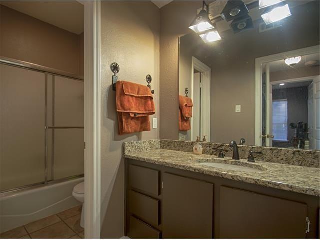 2529 Rio Grande St Austin, TX 78705 photo 4