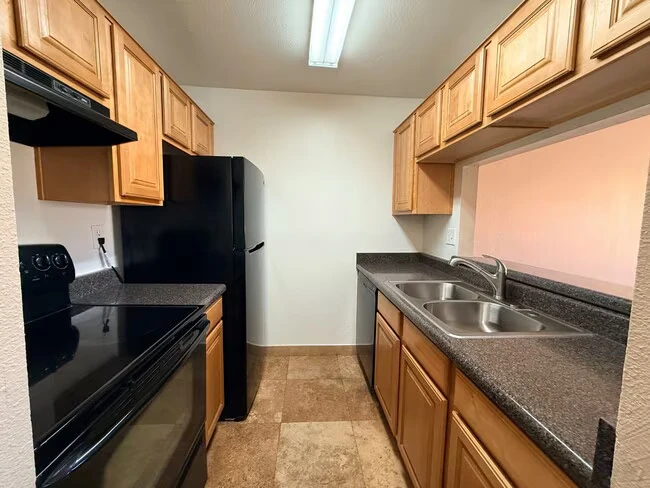 14203 N 19th Ave Phoenix, AZ 85023 photo 5