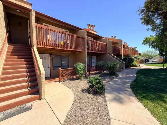 14203 N 19th Ave Phoenix, AZ 85023 photo 4