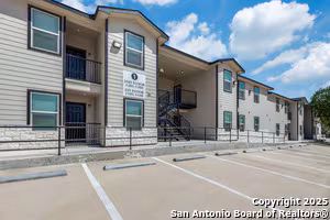 5415 Ingram Rd San Antonio, TX 78228 photo 2