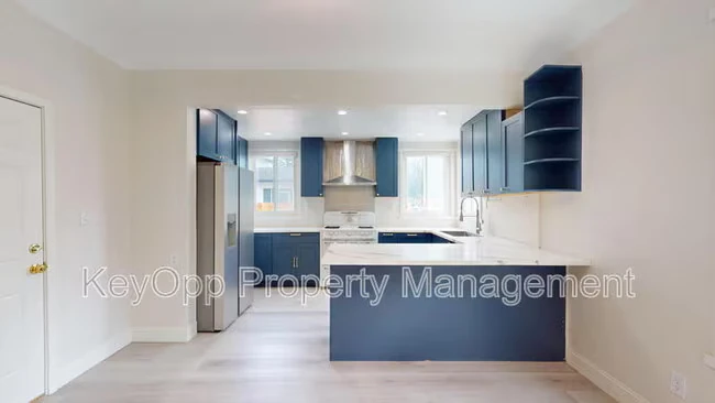 976 Masson Ave San Bruno, CA 94066 photo 3