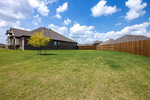2318 Sheppards Lane, Waxahachie, TX 75167 photo 3