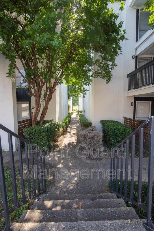 2204 Ridgmar Plaza, Fort Worth, TX 76116 photo 5