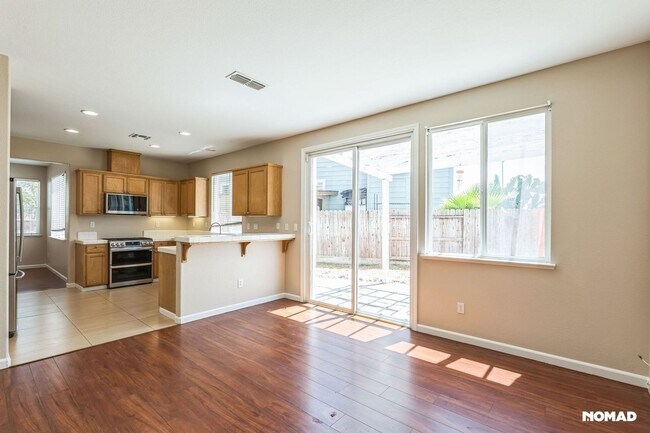 Spacious 4BR House in Tracy photo 5