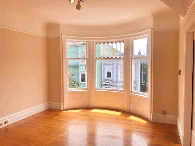 572 Haight Street, San Francisco, CA 94117 photo 2