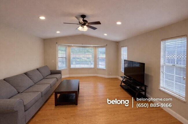 4560 Gertrude Dr Fremont, CA 94536 photo 3