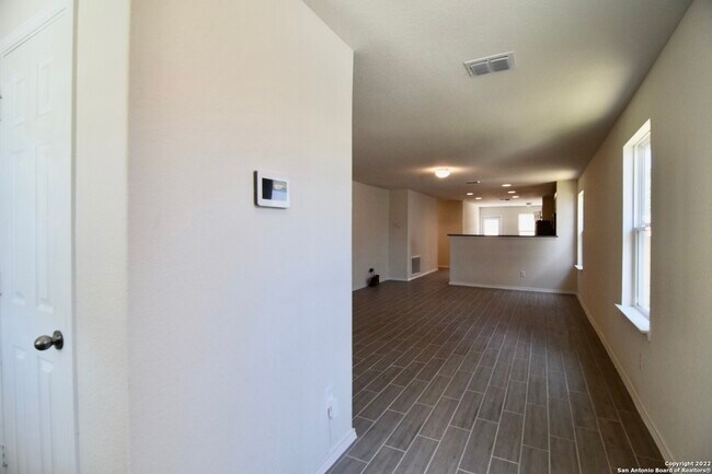 11811 Burnett Rnch San Antonio, TX 78254 photo 4