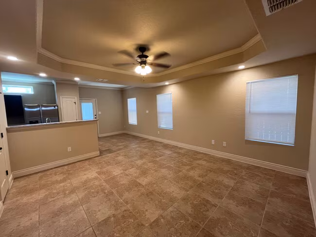 13903 ANNA'S Way San Antonio, TX 78233 photo 2