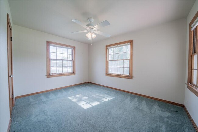 106 W 7th St Weatherford, TX 76086 photo 5