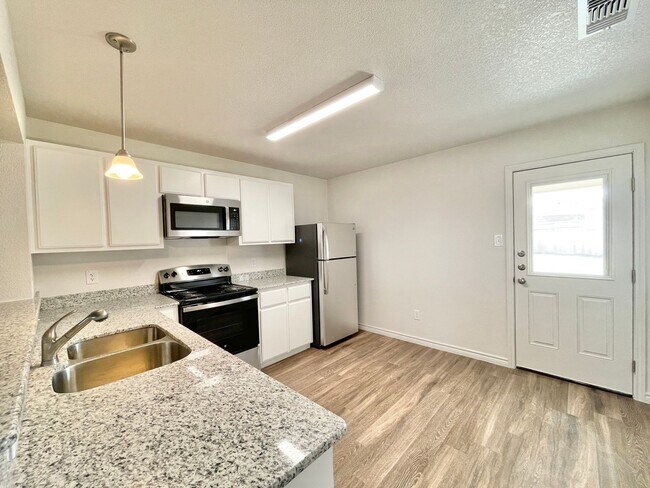 1810 Montell St Copperas Cove, TX 76522 photo 5