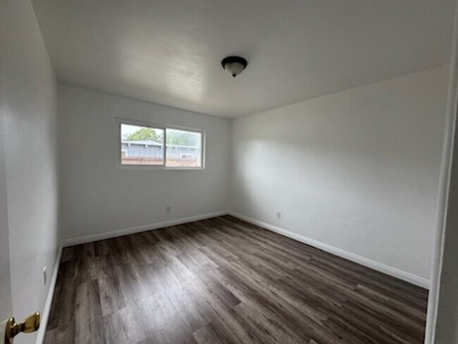 2612-2616 Hornblend St San Diego, CA 92109 photo 4