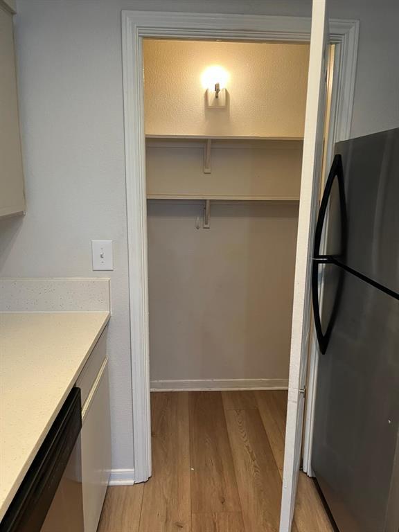 6000 Shepherd Mountain Cove Austin, TX 78730 photo 4