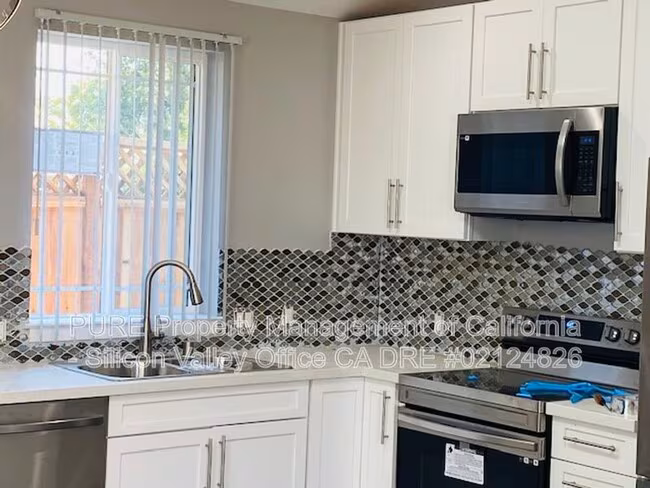 1301 Rosalia Avenue, San Jose, CA 95130 photo 3