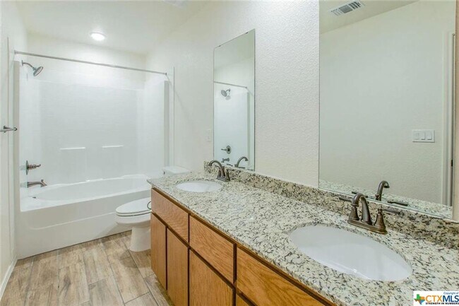 2408 Alterman Dr Temple, TX 76504 photo 5