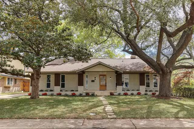 9962 Larchbrook Drive, Dallas, TX 75238 photo 2