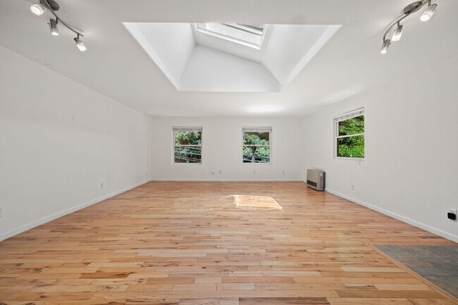14444-14448 Old Cazadero Rd Guerneville, CA 95446 photo 2